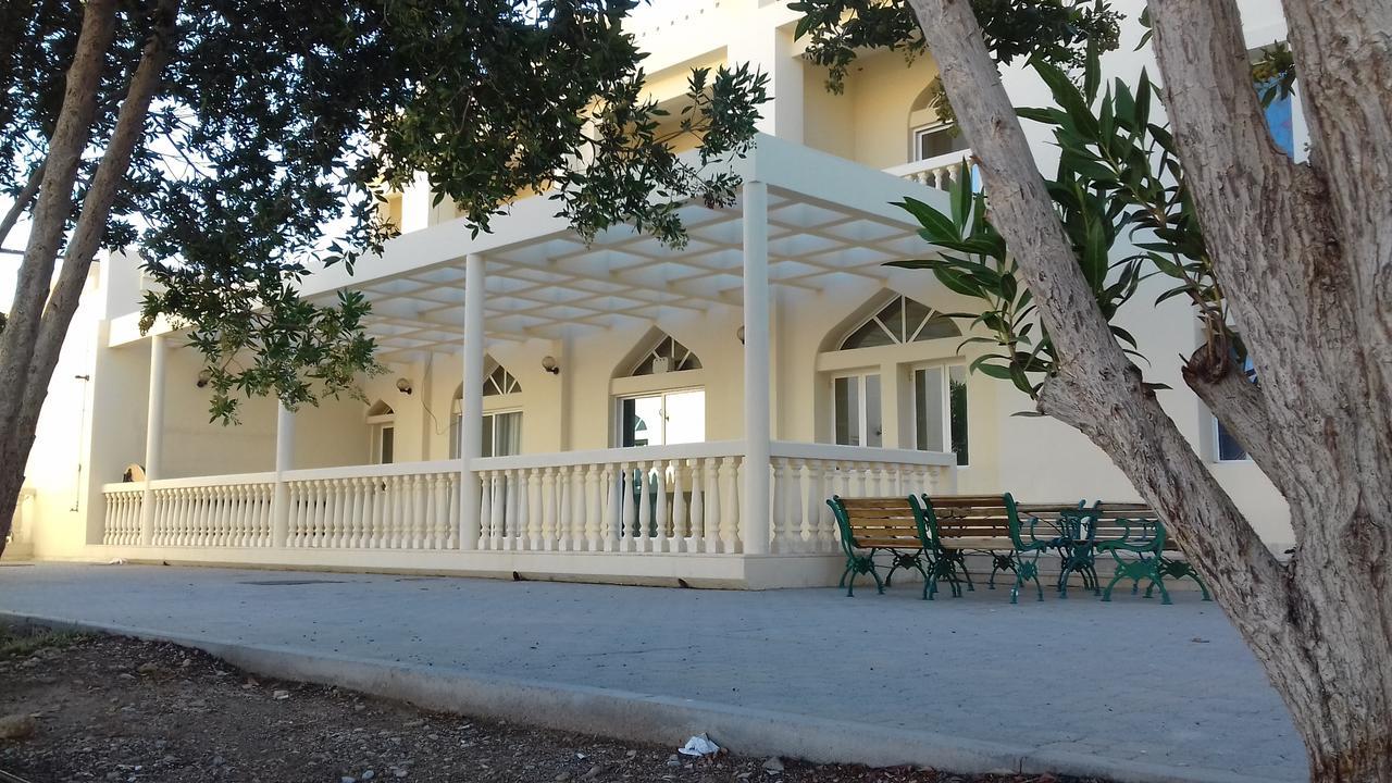Ibri Oasis Hotel Ibrā Exteriör bild