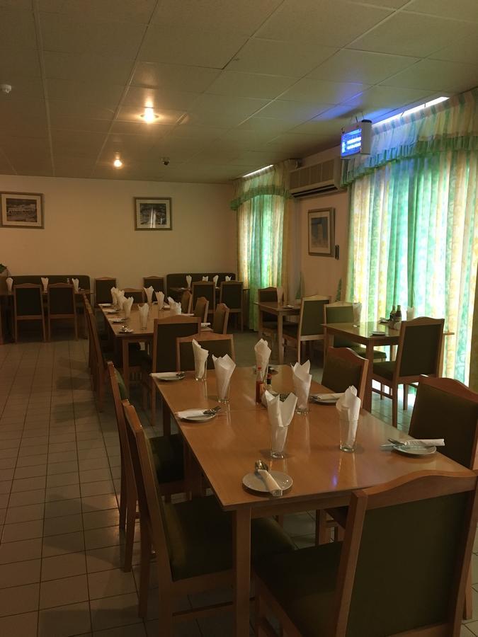 Ibri Oasis Hotel Ibrā Exteriör bild
